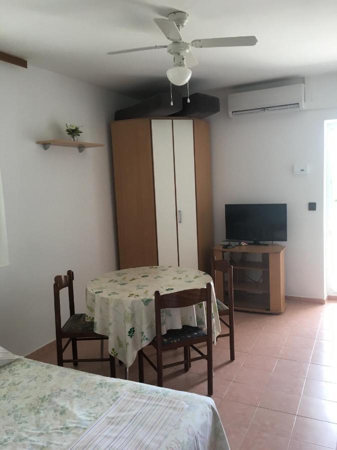 Apartmani Belobrk Potocnica Pag Exterior foto